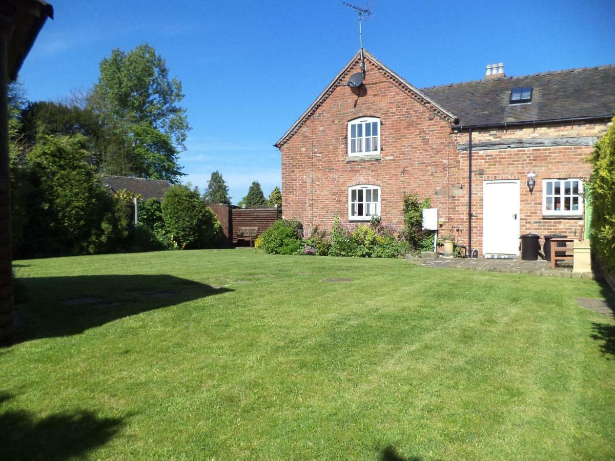 Lapwing Cottage Stoke-on-Trent Exterior foto